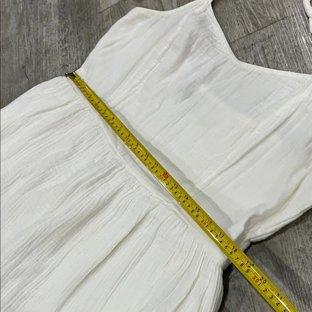 Old Navy dress sun white XL tall White Sleeveless Dress‎ with Ruffle Hem